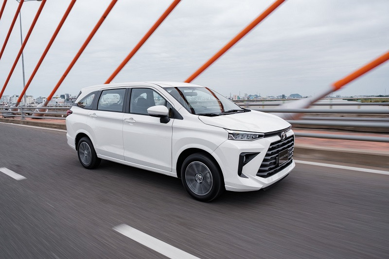 TOYOTA AVANZA 2026
